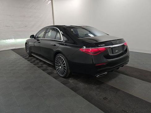 Used 2022 Mercedes-Benz S 500 4MATIC w/ AMG Line Package image 2