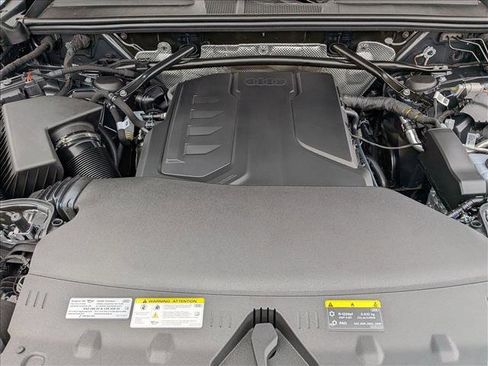 New 2025 Audi Q5 Premium Plus image 17