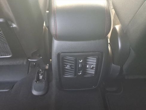 Used 2026 Dodge Durango GT RWD image 23