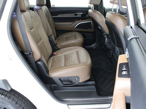 Used 2022 Kia Telluride SX w/ SX Prestige Package AWD/4WD image 35