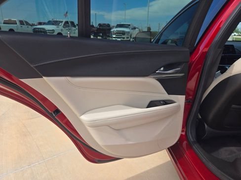 Used 2022 Cadillac CT4 Premium Luxury RWD image 14