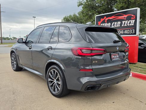 Used 2022 BMW X5 M50i AWD/4WD image 3