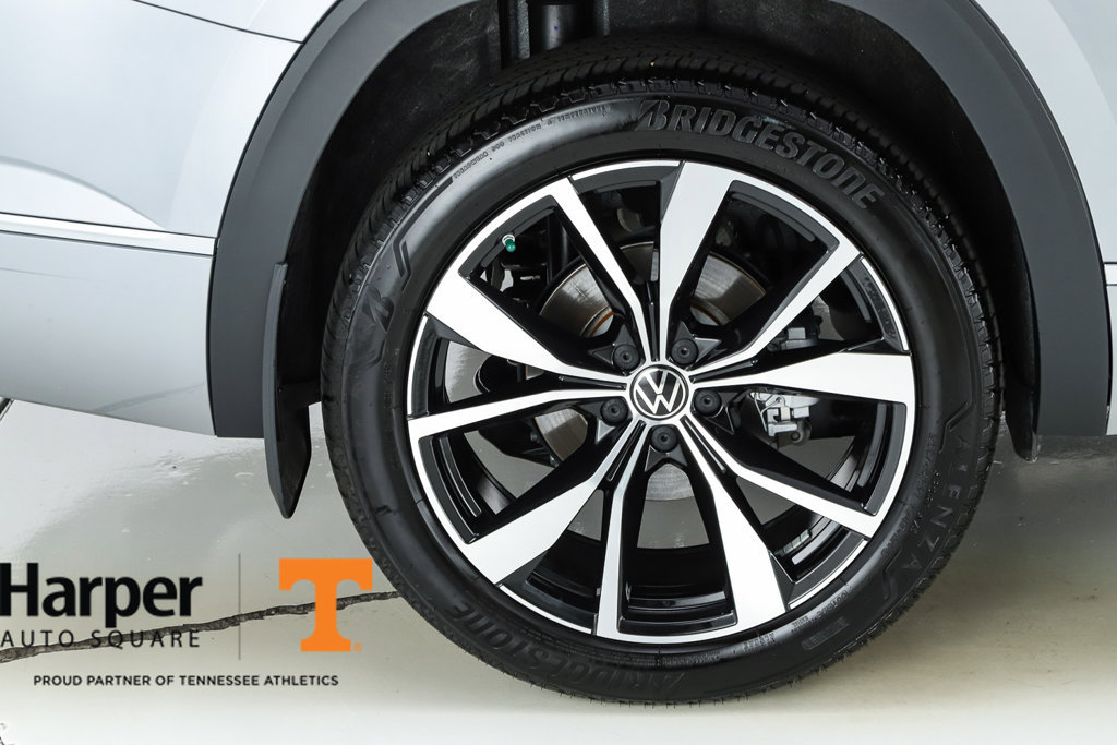 Used 2026 Volkswagen Atlas SEL Premium R-Line AWD/4WD image 13