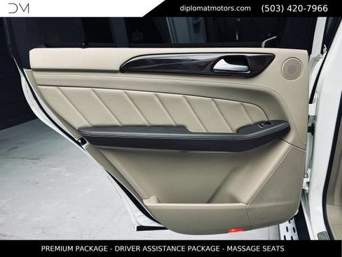 Used 2015 Mercedes-Benz GL 450 4MATIC image 30
