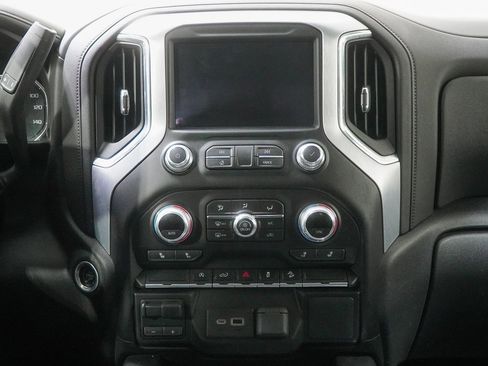 Used 2021 GMC Sierra 1500 Elevation image 25