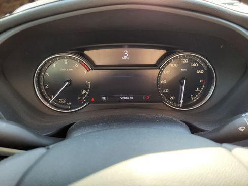 Used 2020 Cadillac XT4 Premium Luxury image 16