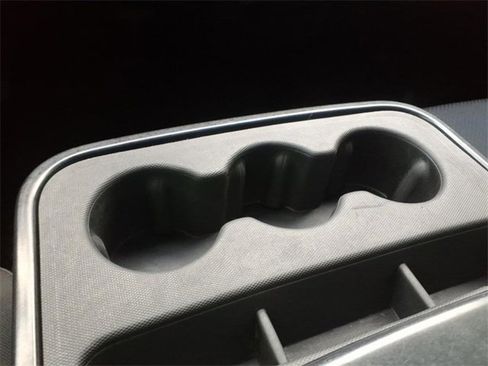 Used 2018 GMC Sierra 1500 SLE image 20