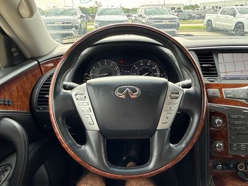 Used 2017 INFINITI QX80 4WD w/ Deluxe Technology Package image 11