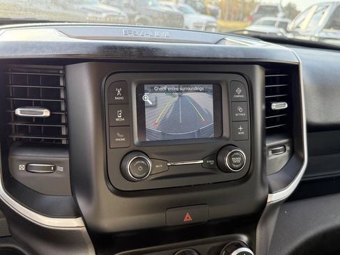 Used 2019 RAM 2500 Big Horn image 24