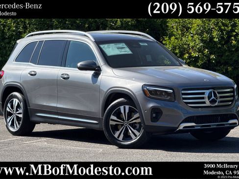 New 2026 Mercedes-Benz GLB 250 image 1