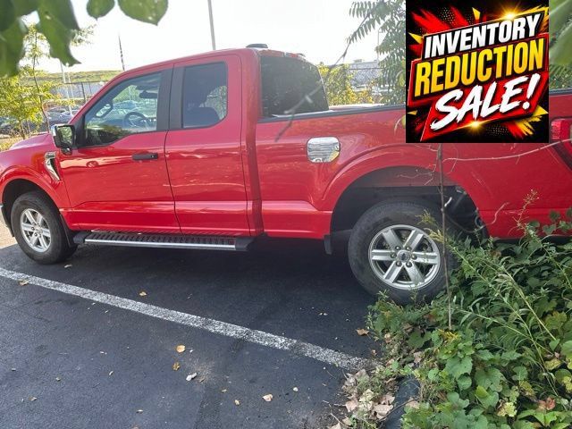 Used 2022 Ford F150 XLT AWD/4WD image 5