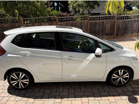 Used 2019 Honda Fit EX image 5