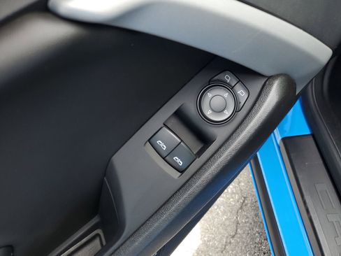 Used 2023 Chevrolet Camaro LT RWD image 18