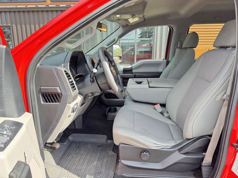 Used 2019 Ford F250 XL w/ STX Appearance Package AWD/4WD image 12