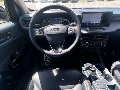 Used 2024 Ford Maverick Lariat w/ Black Appearance Package FWD image 5