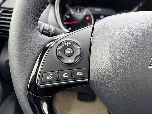 New 2026 Mitsubishi Eclipse Cross SE image 19