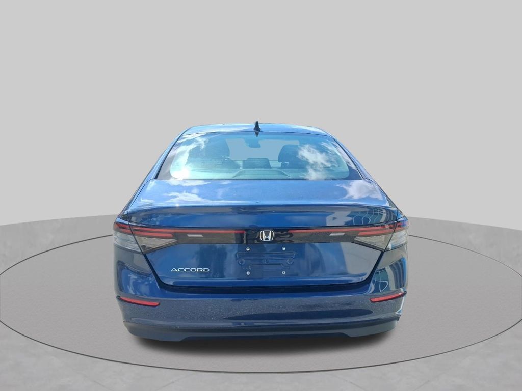 Certified 2025 Honda Accord SE image 8