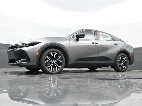 New 2026 Toyota Crown XLE image 16