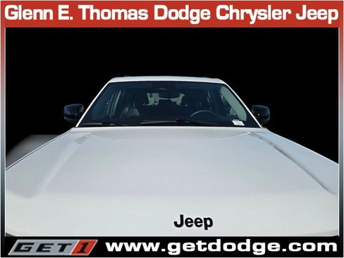 Used 2023 Jeep Grand Cherokee Limited w/ Black Appearance Package image 5