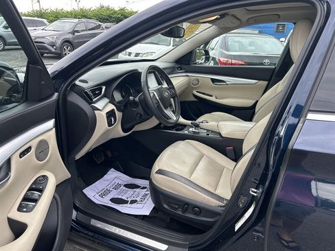 Used 2019 INFINITI QX50 Essential w/ Proactive Package AWD/4WD image 10