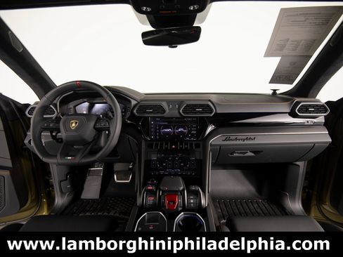 Used 2024 Lamborghini Urus S image 14