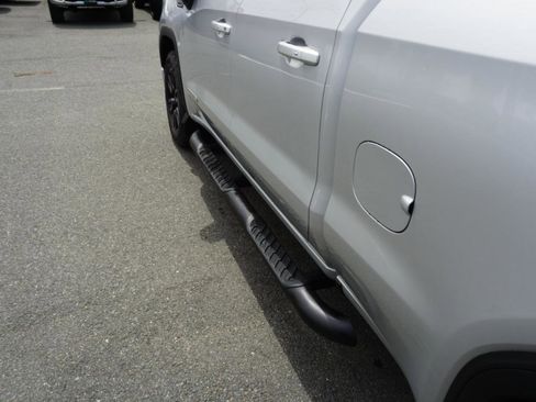 Used 2020 GMC Sierra 1500 Elevation w/ Elevation Value Package AWD/4WD image 11
