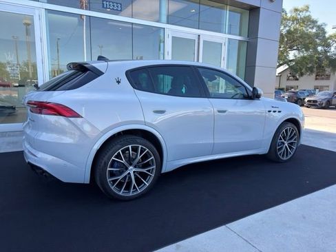 Used 2023 Maserati Grecale Modena AWD/4WD image 4