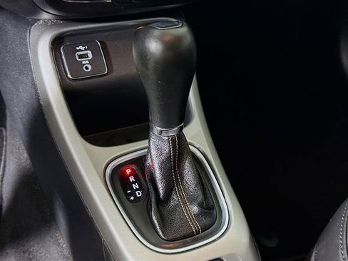 Used 2021 Jeep Compass Latitude FWD image 19