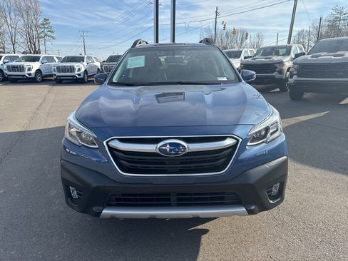 Used 2022 Subaru Outback Limited XT w/ Popular Package #2 image 8