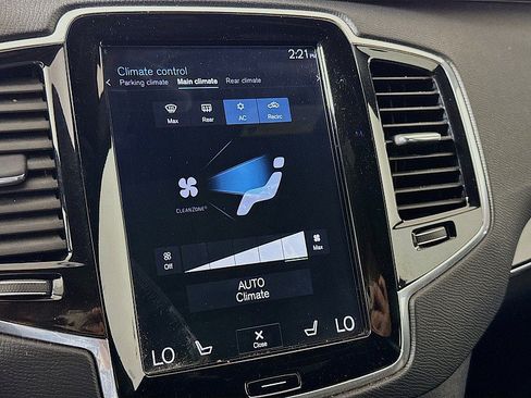 Used 2018 Volvo XC90 T6 Momentum w/ Convenience Package AWD/4WD image 17