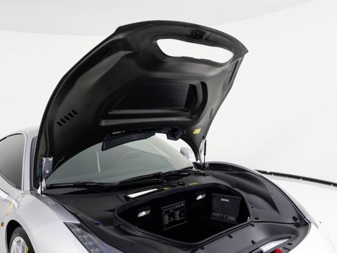 Used 2020 Ferrari 488 Pista Coupe image 41