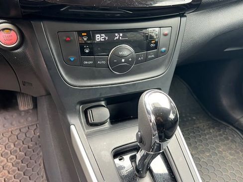 Used 2019 Nissan Sentra SV image 18