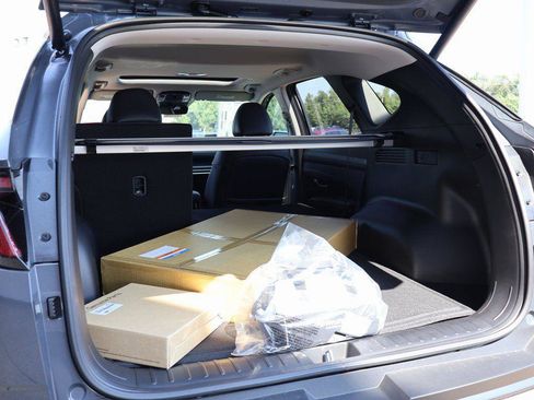 New 2026 Hyundai Tucson SEL image 16