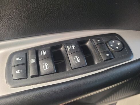 Used 2017 Dodge Journey SE AWD/4WD image 27