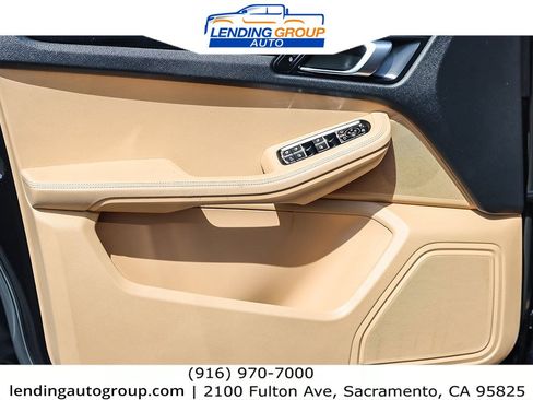 Used 2018 Porsche Macan image 19