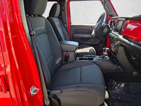 Used 2022 Jeep Gladiator Overland w/ Trailer Tow Package image 21