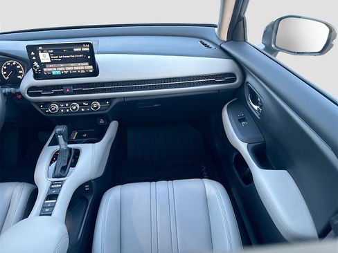 Used 2025 Honda HR-V EX-L image 24