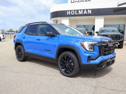 New 2026 GMC Terrain Elevation w/ Elevation Premium Package FWD image 1