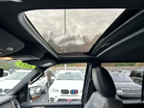 Used 2017 Ford Expedition EL XLT w/ Equipment Group 202A image 26