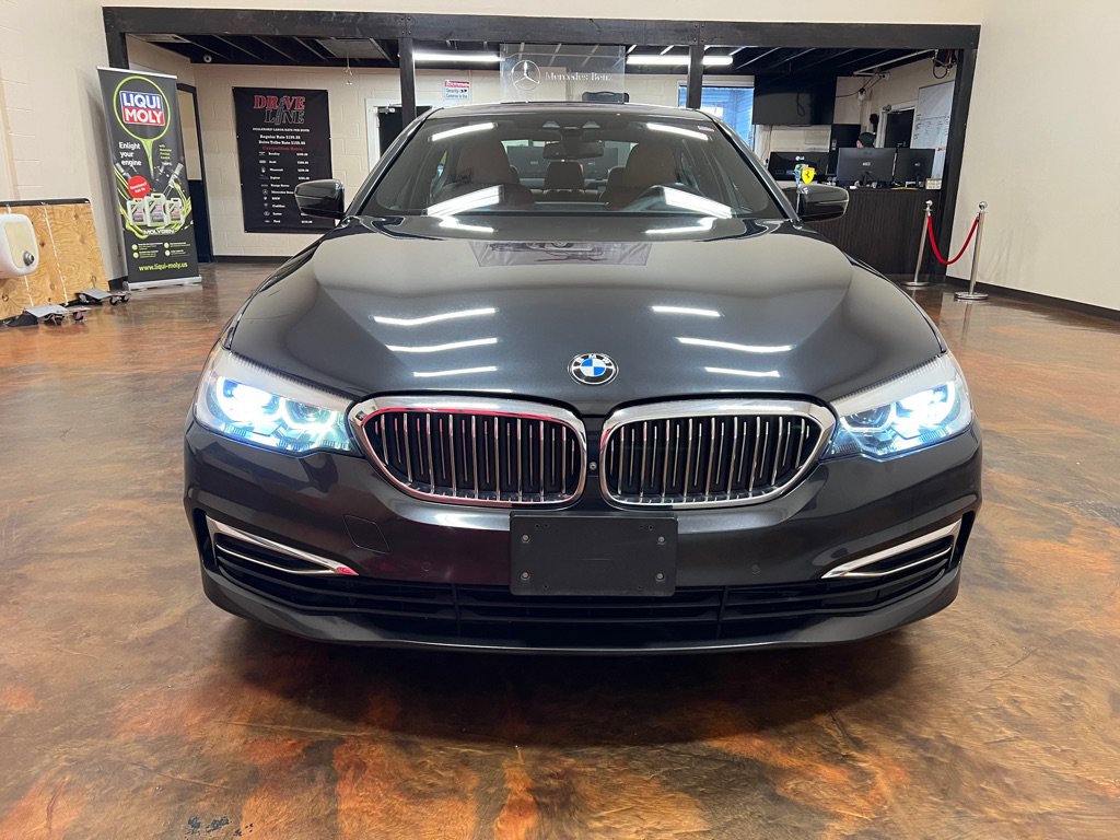 Used 2019 BMW 540i xDrive w/ Premium Package AWD/4WD image 4