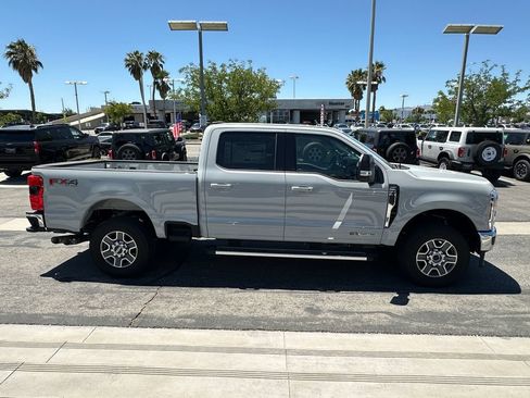 New 2026 Ford F250 Lariat w/ FX4 Off-Road Package AWD/4WD image 9