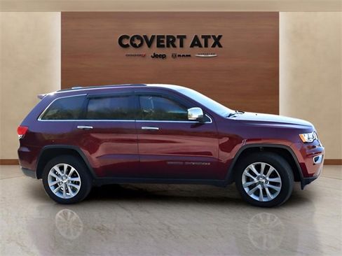 Used 2017 Jeep Grand Cherokee Limited w/ Trailer Tow Group IV image 6