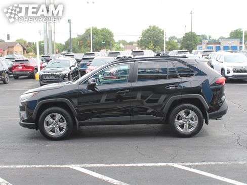 Used 2023 Toyota RAV4 XLE w/ Convenience Package AWD/4WD image 7