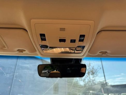Used 2016 Lexus ES 350 w/ Luxury Package w/Wood Trim FWD image 21