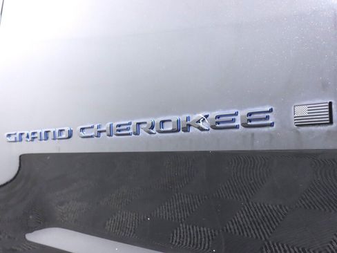 Used 2023 Jeep Grand Cherokee Trailhawk w/ Luxury Tech Group III AWD/4WD image 40