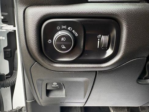 Used 2025 RAM 1500 Tradesman image 17