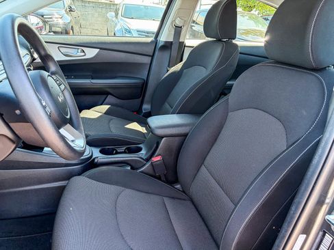 Used 2024 Kia Forte LXS FWD image 16