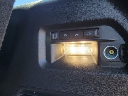 Used 2026 Ford Explorer Tremor w/ Tremor Convenience Package AWD/4WD image 53