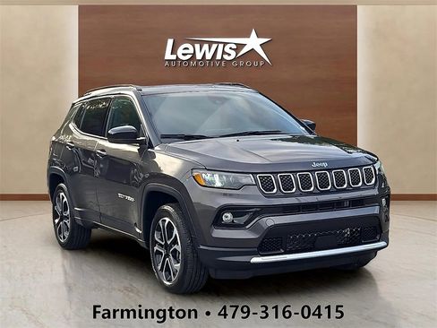 Used 2024 Jeep Compass Limited w/ Sun and Sound Group image 1