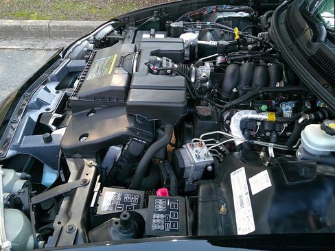 Used 2002 Chevrolet Camaro Z28 w/ SS Performance/Appearance Pkg image 46